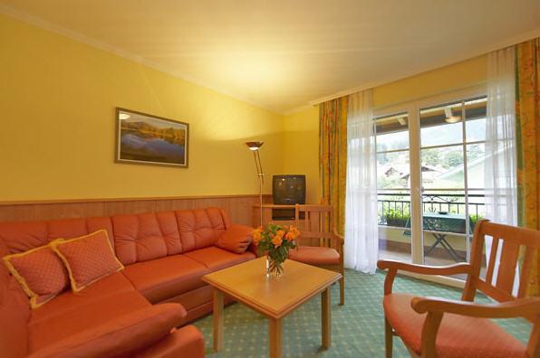 Hotel Martin Ramsau am Dachstein Zimmer foto