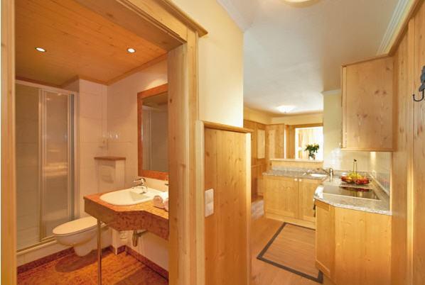 Hotel Martin Ramsau am Dachstein Zimmer foto